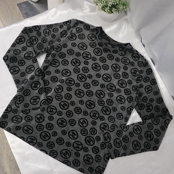 CHANEL Black and Gray Logo Pattern Top - Picture 2 of 7